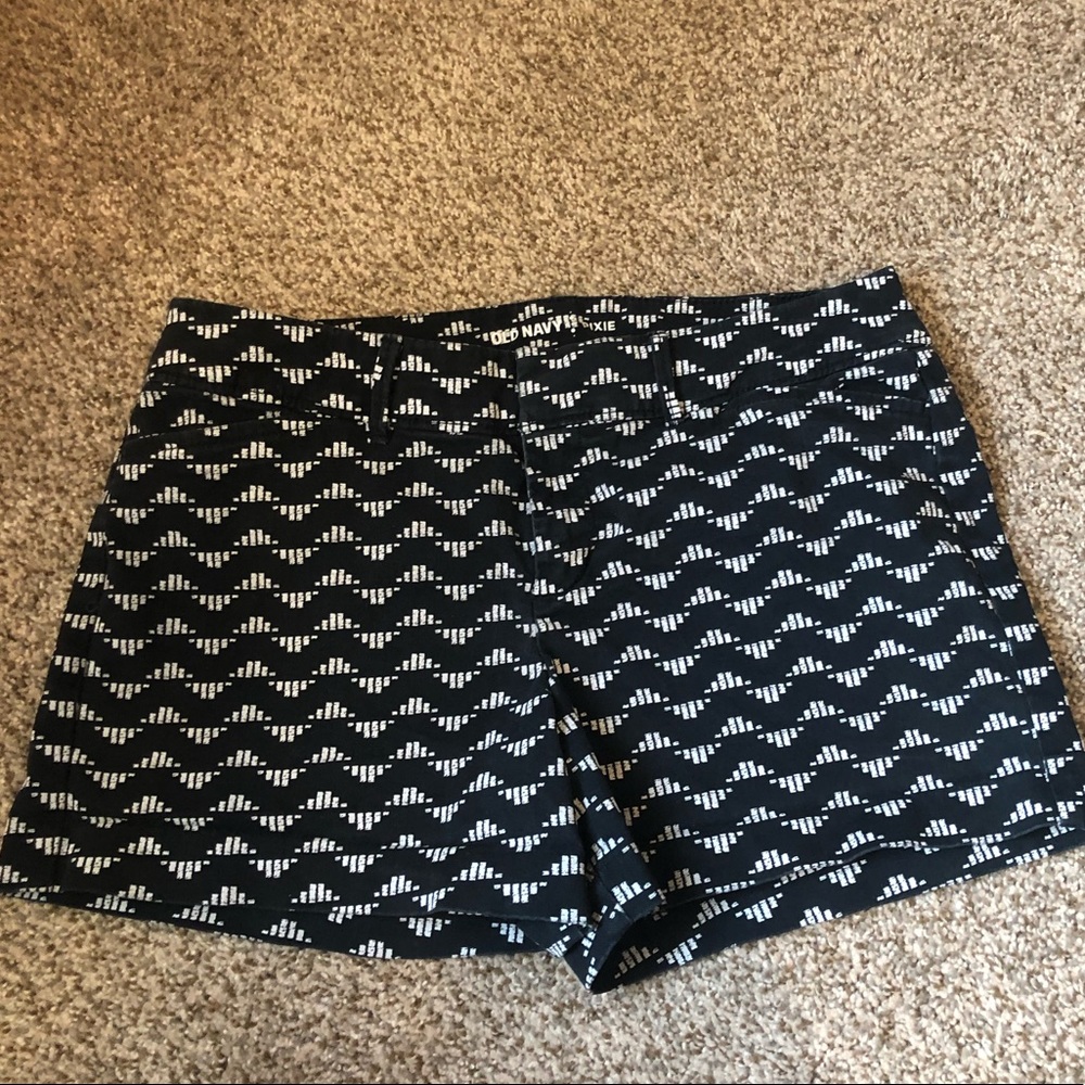 Old Navy Pixie Short